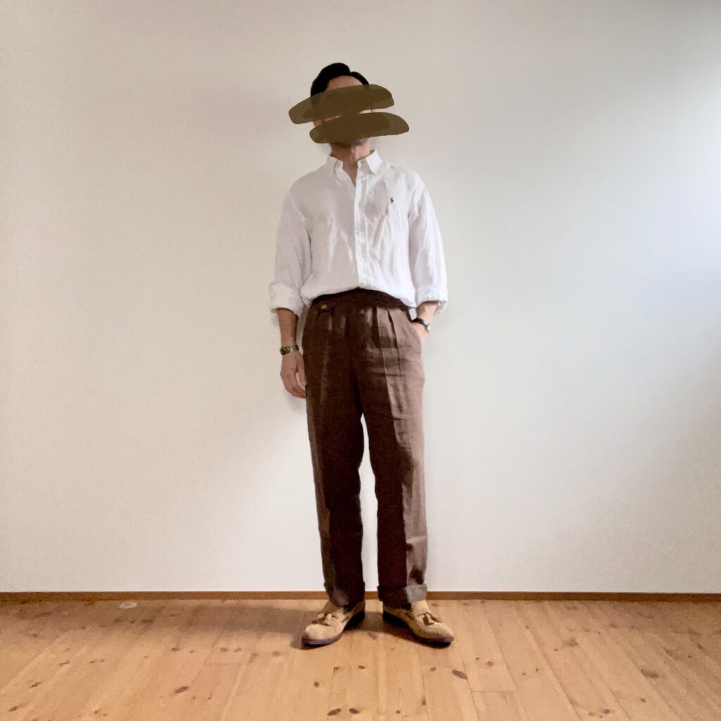 リネンシャツでサラッと