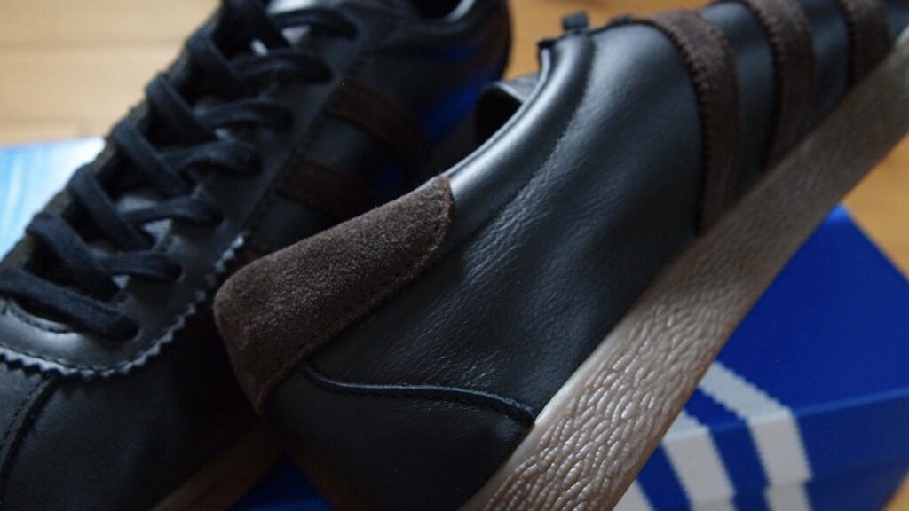 Adidas tobacco革質