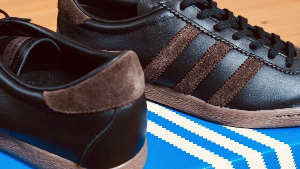 Adidas tobaccoブラウンカラーがいい!