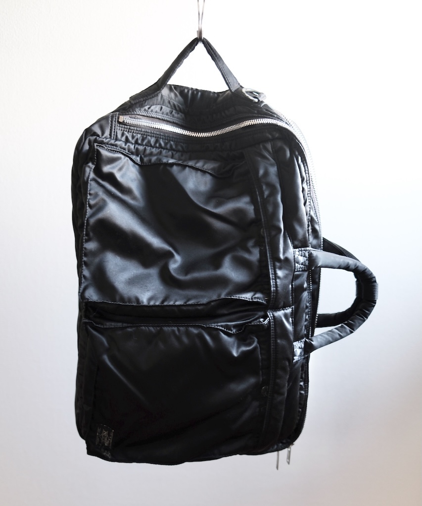 クシャッとなる形
porter_3way_briefcase