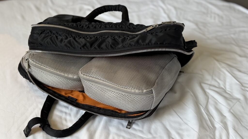 パッキング例１porter_3way_briefcase 